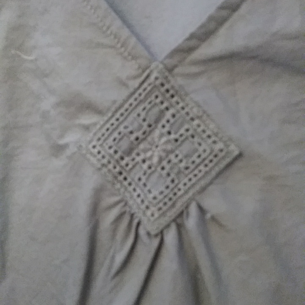 Talbots L Olive V Neck With Lace Bottom - Picture 5 of 10